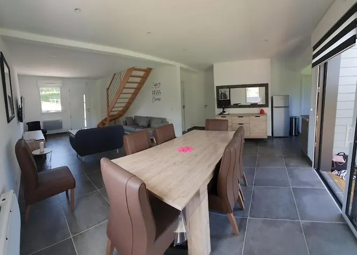 Holiday home Le Clos Des Cajaviris Carly